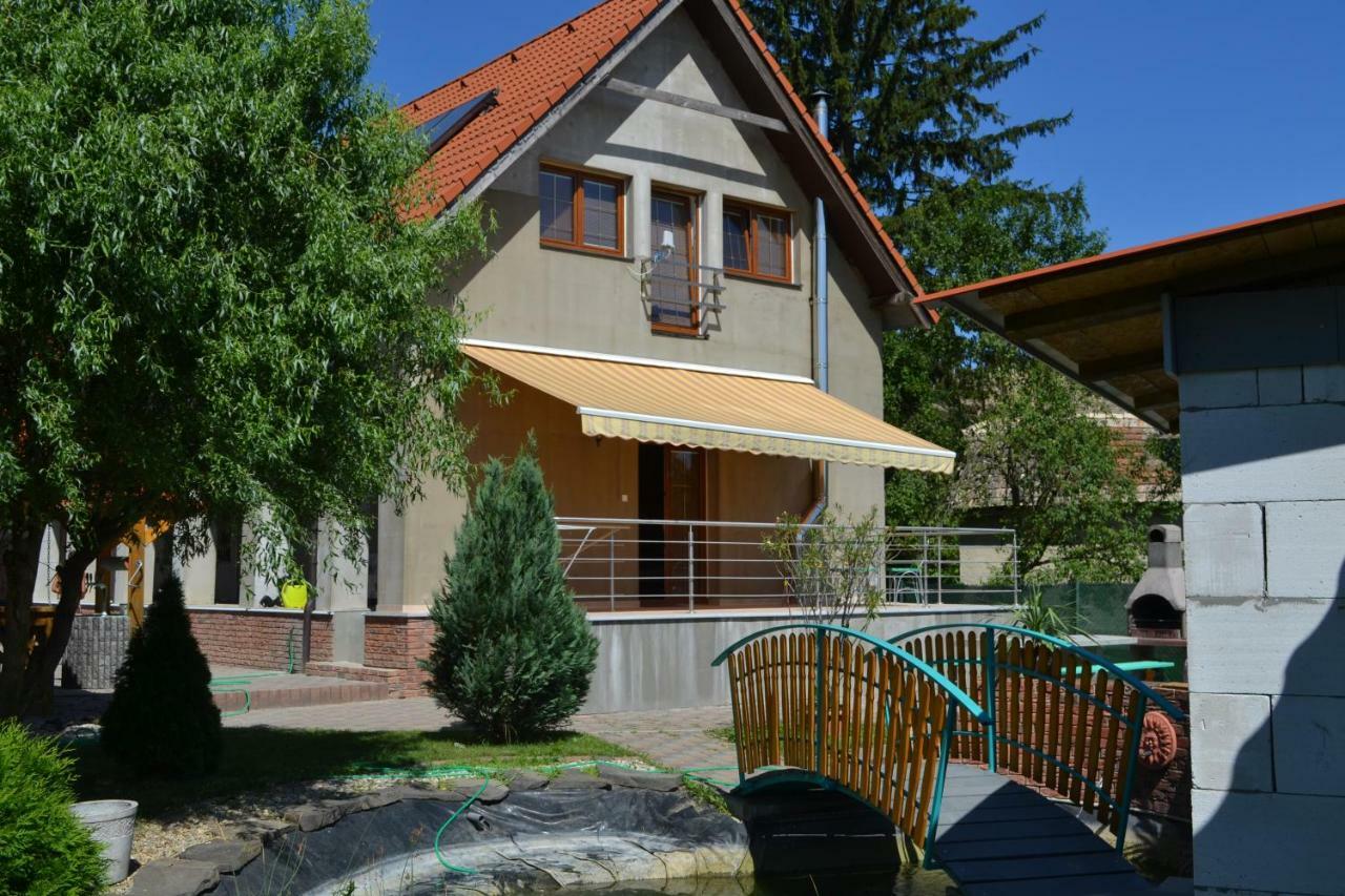 Apartmany Alex S Bazenom Kalonda Exterior foto